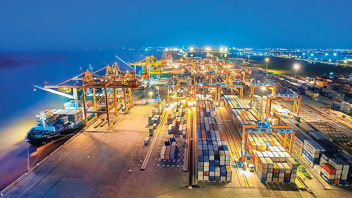 Kinh tế Việt Nam phục hồi, trở lại đà tăng trưởng cao. (Ảnh minh họa/Báo Nhân Dân)