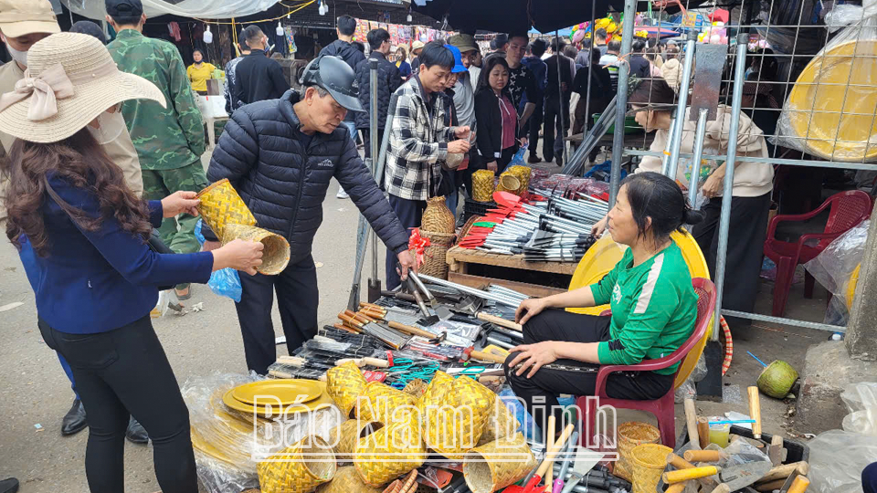 Phòng, chống gian lận thương mại trong kinh doanh dịch vụ tại các lễ hội