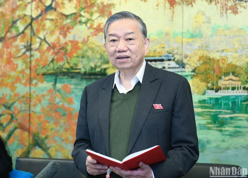 Tổng Bí thư Tô Lâm phát biểu ý kiến trong phiên thảo luận ở tổ sáng 13/2. (Ảnh: DUY LINH)