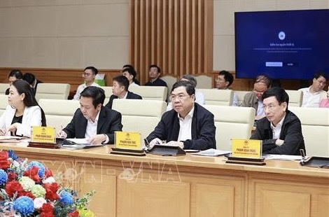 Đại diện tỉnh Ninh Binh, Nam Định, Hà Nam tham dự cuộc họp.