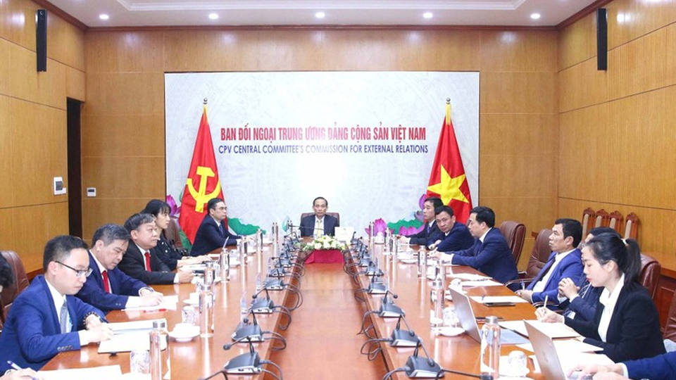 Việt Nam dự Hội nghị đối thoại cấp cao giữa Trung Quốc và các chính đảng