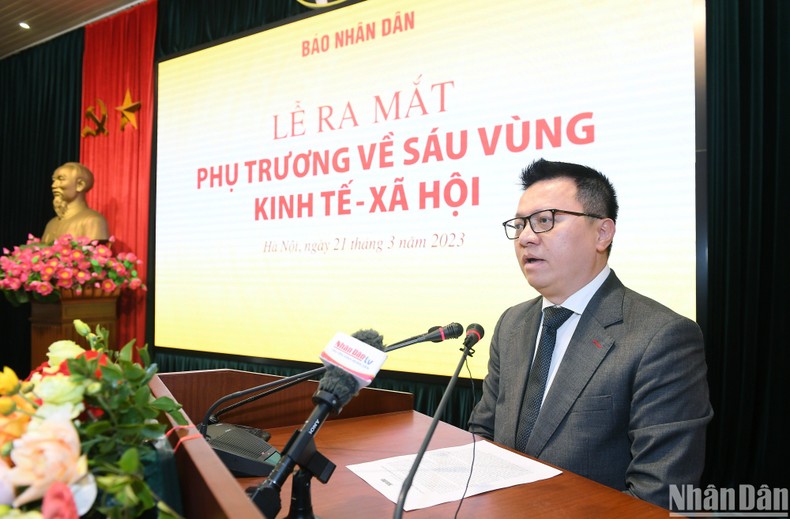 Tổng Biên tập Lê Quốc Minh phát biểu tại buổi lễ. 