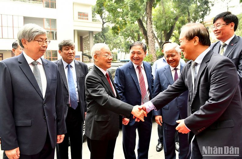 Tổng Bí thư Nguyễn Phú Trọng dự Lễ kỷ niệm 60 năm Chủ tịch Hồ Chí Minh gặp mặt đội ngũ trí thức và 40 năm Ngày thành lập Liên hiệp các hội Khoa học và Kỹ thuật Việt Nam. 