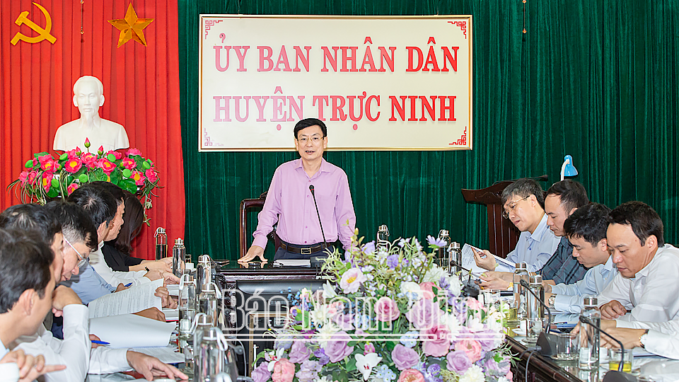 Đồng chí Phạm Đình Nghị, Phó Bí thư Tỉnh ủy, Chủ tịch UBND tỉnh phát biểu kết luận buổi kiểm tra.