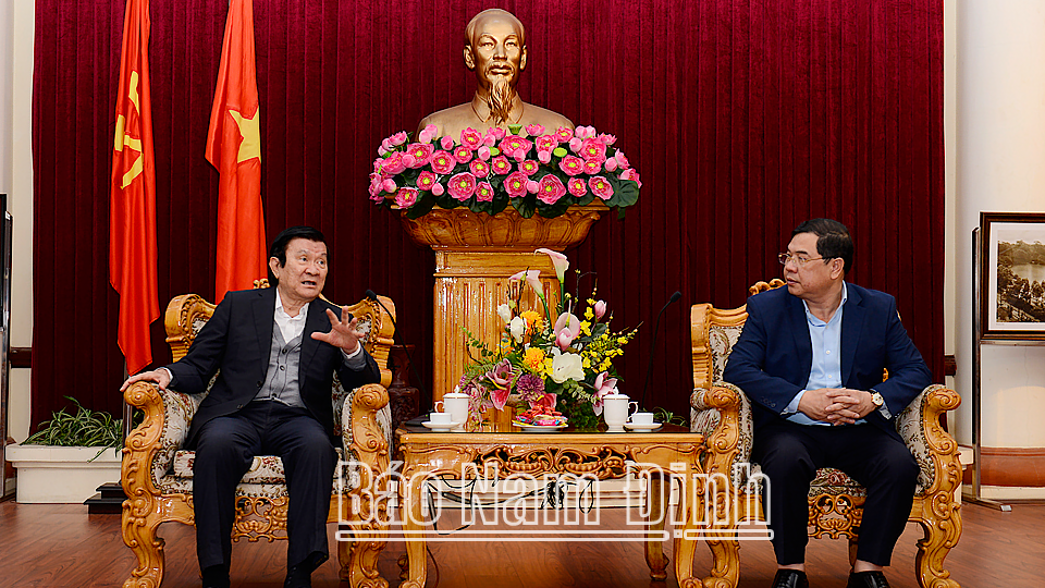 Đồng chí Trương Tấn Sang, nguyên Ủy viên Bộ Chính trị, nguyên Chủ tịch nước về thăm và làm việc tại Nam Định