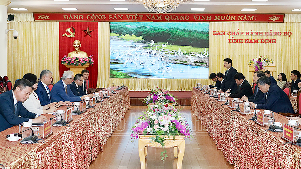 Đồng chí Bí thư Tỉnh ủy tiếp và làm việc với Đoàn công tác Nhóm Nghị sĩ hữu nghị Việt - Đức