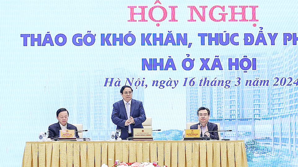 Thủ tướng Phạm Minh Chính chủ trì Hội nghị tháo gỡ khó khăn, thúc đẩy phát triển nhà ở xã hội.
