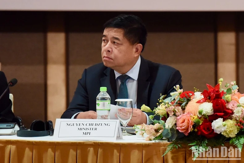 Bộ trưởng Kế hoạch và Đầu tư Nguyễn Chí Dũng tại Hội nghị.
