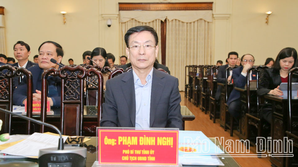 Đồng chí Phạm Đình Nghị, Phó Bí thư Tỉnh ủy, Chủ tịch UBND tỉnh tham dự kỳ họp.