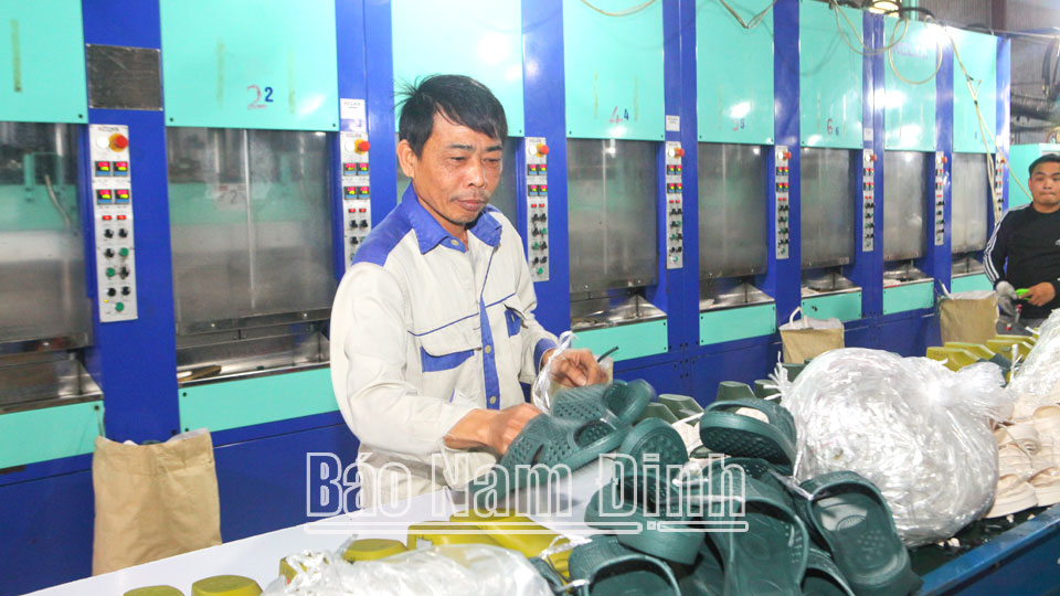 Agribank Bắc Nam Định
tiếp sức phát triển "tam nông"