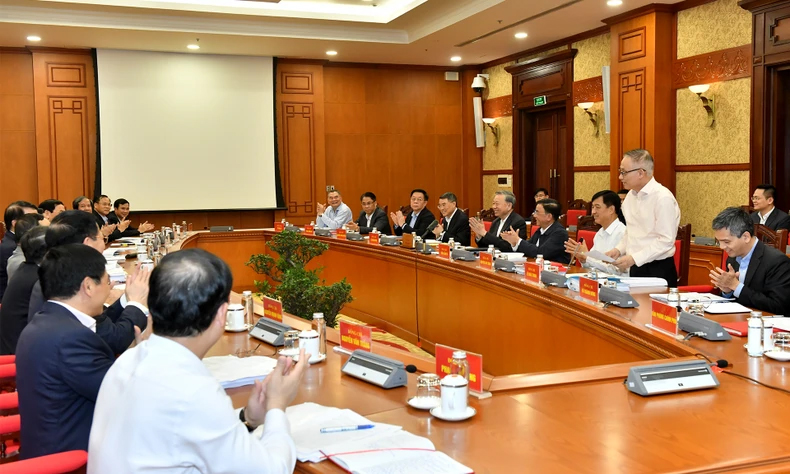 Phiên họp thứ hai Ban Chỉ đạo Trung ương về phát triển khoa học, công nghệ, đổi mới sáng tạo và chuyển đổi số. (Ảnh: Đăng Khoa)
