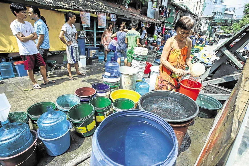 Hàng triệu hộ gia đình Philippines đối mặt với khủng hoảng nước