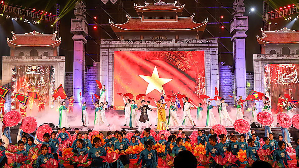 Tín ngưỡng thờ cúng Hùng Vương: Hội tụ sức mạnh đại đoàn kết,
lan toả ý thức tự tôn dân tộc
