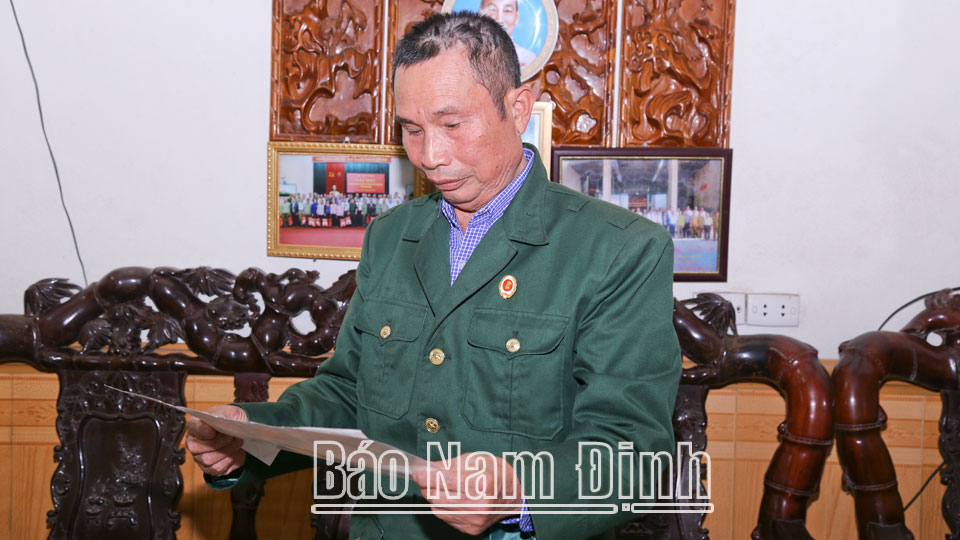 Chiến đấu dũng cảm, cựu chiến binh Nguyễn Viết Hiền, xã Xuân Bắc (Xuân Trường) được Đảng, Nhà nước tặng thưởng nhiều danh hiệu cao quý.
