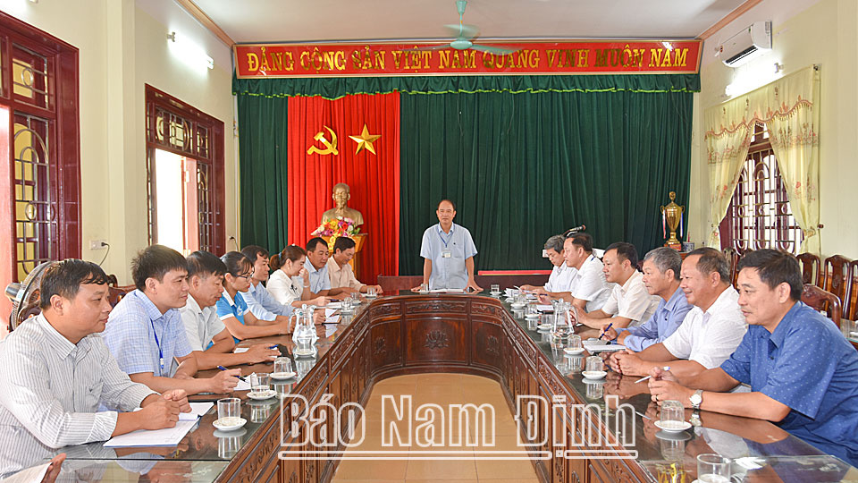 Đảng ủy thị trấn Thịnh Long (Hải Hậu) họp chỉ đạo đẩy mạnh học tập và làm theo tư tưởng, đạo đức, phong cách Hồ Chí Minh trong cán bộ, đảng viên và nhân dân.