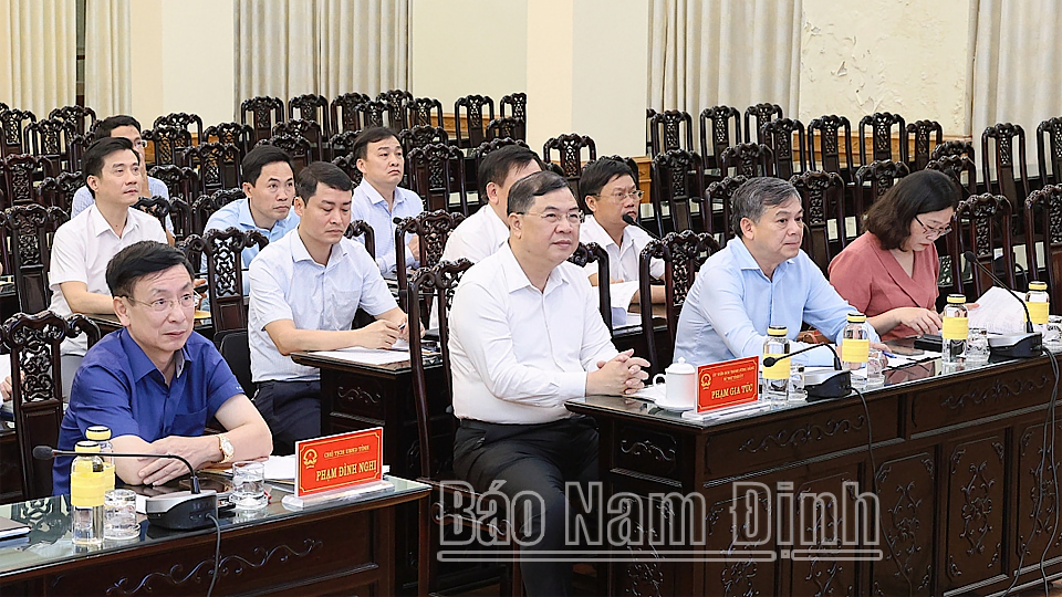 Thủ tướng Chính phủ Phạm Minh Chính chủ trì hội nghị thúc đẩy tiến độ dự án đường dây 500kV