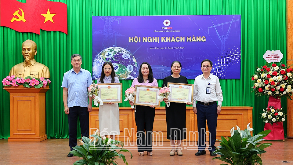 Hội nghị khách hàng Tổng Công ty Điện lực miền Bắc năm 2024