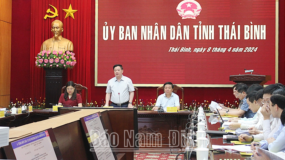 Đồng chí Chủ tịch UBND tỉnh Thái Bình Nguyễn Khắc Thận phát biểu kết luận hội nghị.
            