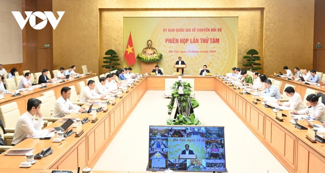 Thủ tướng Phạm Minh Chính, Chủ tịch Ủy ban Quốc gia về chuyển đổi số chủ trì Phiên họp lần thứ 8 của Ủy ban Quốc gia về chuyển đổi số