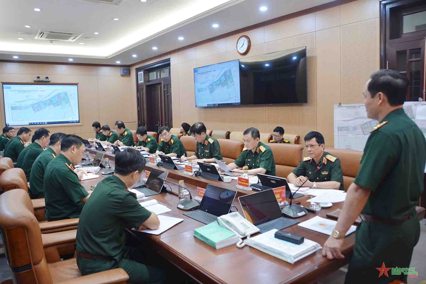  Thượng tướng Vũ Hải Sản phát biểu kết luận buổi làm việc với Quân khu 3.