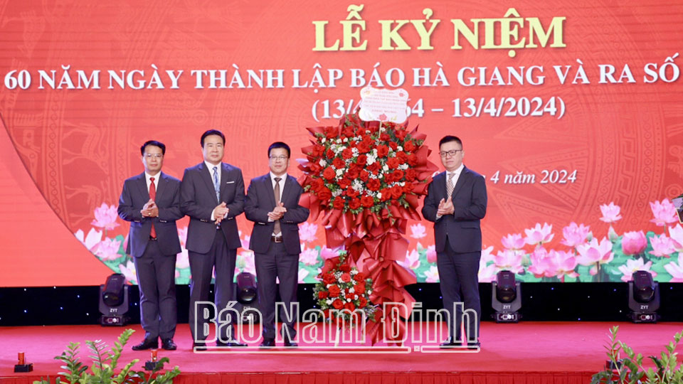 Báo Hà Giang kỷ niệm 60 năm ngày thành lập và ra số báo đầu tiên