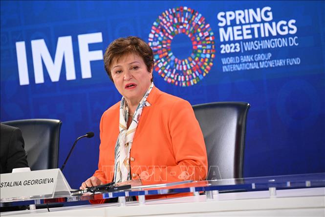 Tổng giám đốc IMF Kristalina Georgieva phát biểu tại cuộc họp báo ở Washington, DC, Mỹ. Ảnh: AFP/TTXVN