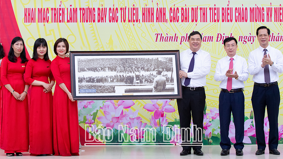Thành ủy Nam Định tổ chức chuỗi hoạt động hướng đến kỷ niệm 60 năm Ngày Bác Hồ về thăm Nam Định