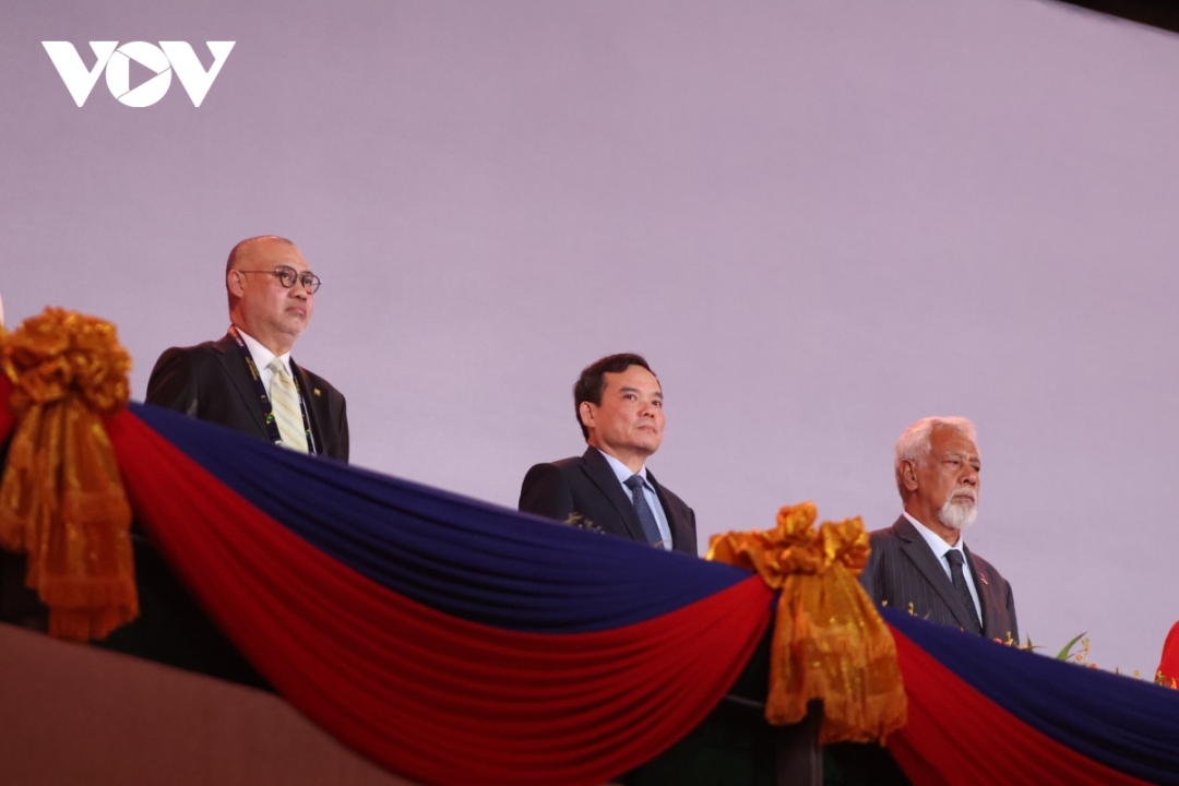 Thay mặt Chính phủ Việt Nam, Phó Thủ tướng Trần Lưu Quang tham dự lễ khai mạc, cùng đại diện lãnh đạo các nước thuộc Hiệp hội các quốc gia Đông Nam Á (ASEAN) và Timor Leste.