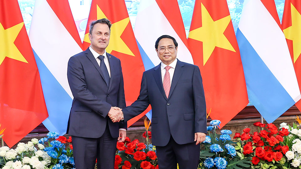 Thủ tướng Chính phủ Phạm Minh Chính và Thủ tướng Xavier Bettel.
Ảnh: VGP/Nhật Bắc