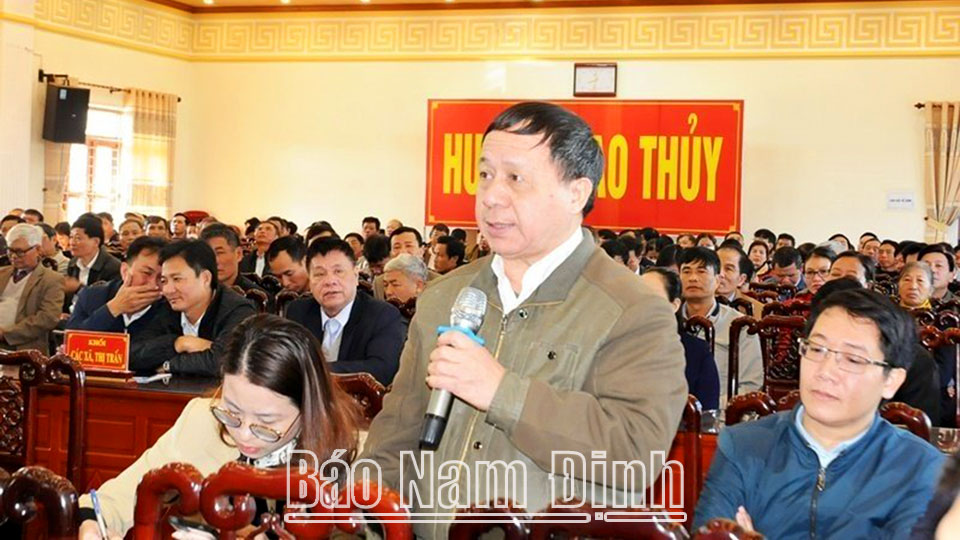 Đại biểu Hội Cựu chiến binh huyện kiến nghị về chế độ phụ cấp đối với người làm công tác Hội.