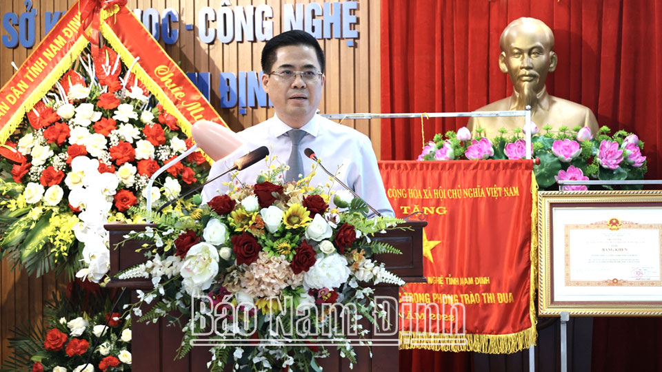 Đồng chí Nguyễn Hoàng Giang, Thứ trưởng Bộ Khoa học và Công nghệ phát biểu tại buổi lễ kỷ niệm. 