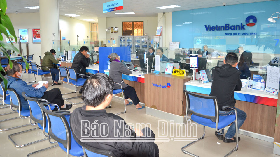 Vietinbank Chi nhánh Bắc Nam Định phối hợp thu ngân sách Nhà nước trên địa bàn thành phố Nam Định.