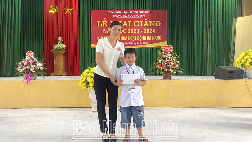 Duy trì hiệu quả phong trào
khuyến học, khuyến tài trong các nhà trường