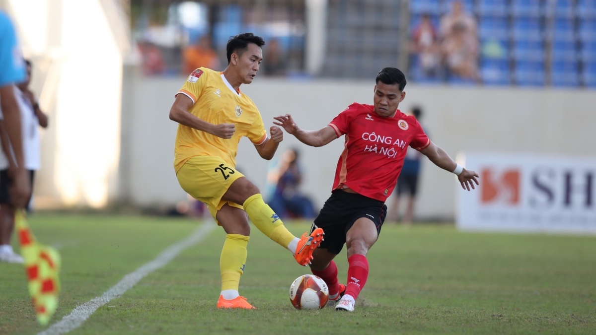 Văn Thanh và Xuân Tú đều sẽ phải nghỉ thi đấu ở vòng 19 V-League 2023/2024.
