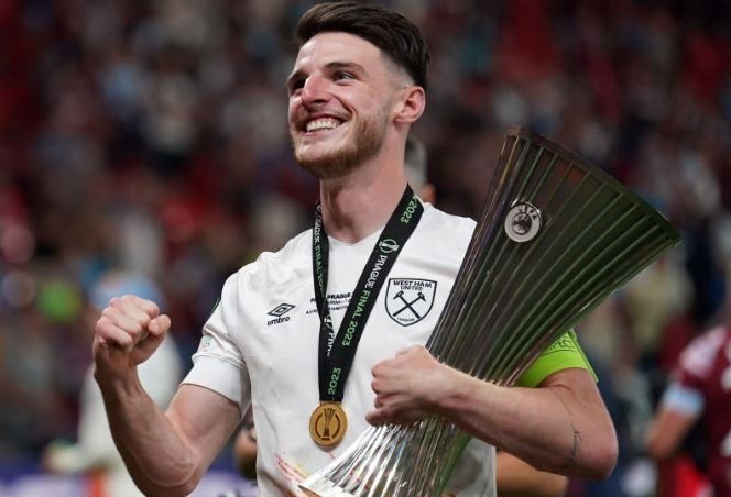 Declan Rice là mục tiêu chuyển nhượng hàng đầu của Arsenal.