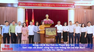 Đồng chí Bí thư Tỉnh ủy Phạm Gia Túc làm việc với Đoàn công tác của Thông tấn xã Việt Nam