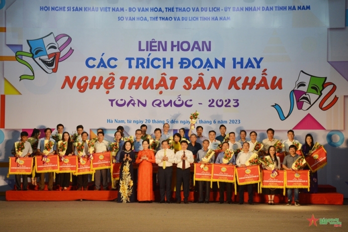 Nam Định đoạt 2 Huy chương Vàng, 2 Huy chương Bạc tại Liên hoan các trích đoạn hay nghệ thuật sân khấu toàn quốc năm 2023