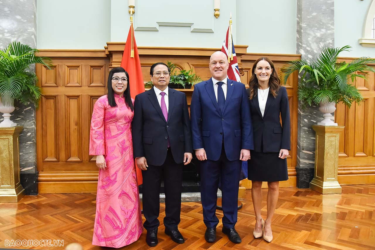 Thủ tướng Phạm Minh Chính và Phu nhân dự lễ đón chính thức do Thủ tướng New Zealand Christopher Luxon và Phu nhân chủ trì ngày 11/3/2024.