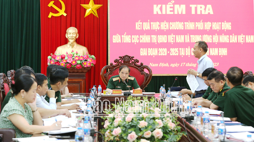 Quang cảnh buổi kiểm tra.