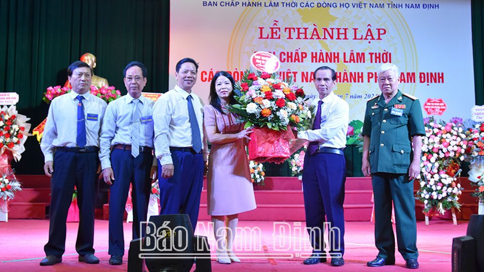 Thành lập Ban Chấp hành lâm thời các dòng họ Việt Nam thành phố Nam Định