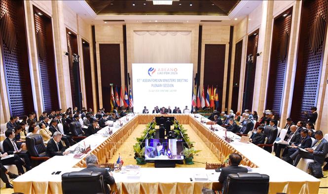 ASEAN: Thúc đẩy kết nối và tự cường