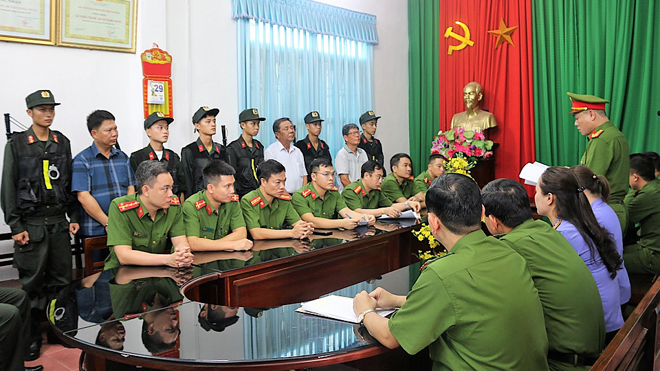 Khởi tố, bắt tạm giam 3 bị can nguyên là lãnh đạo xã Nghĩa Thành liên quan đến sai phạm tại khu vực Cồn Xanh (Nghĩa Hưng)