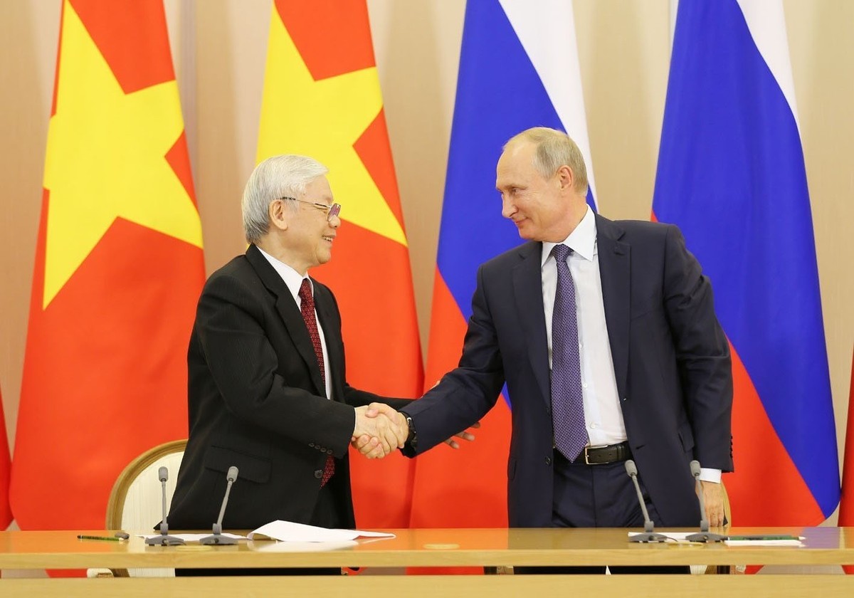 Tổng Bí thư Nguyễn Phú Trọng tiếp đón Tổng thống Nga V. Putin tới Việt Nam.