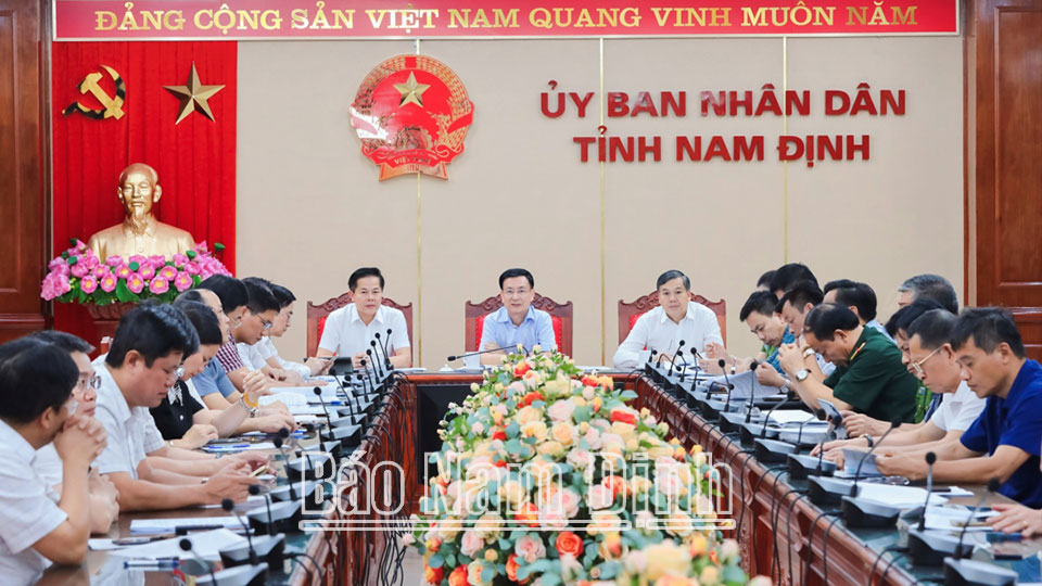 Quang cảnh hội nghị tại điểm cầu tỉnh Nam Định.