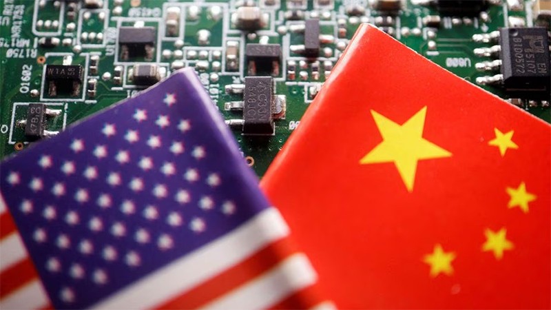 Tổng thống Mỹ ký sắc lệnh cấm đầu tư vào lĩnh vực công nghệ cao tại Trung Quốc