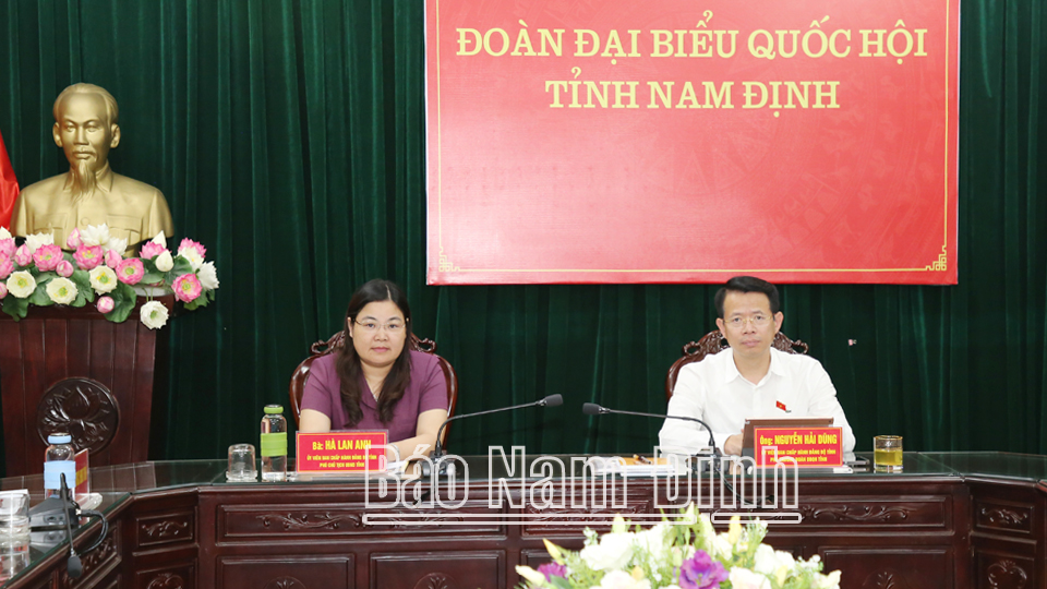 Đoàn đại biểu Quốc hội tỉnh dự phiên chất vấn của Ủy ban Thường vụ Quốc hội