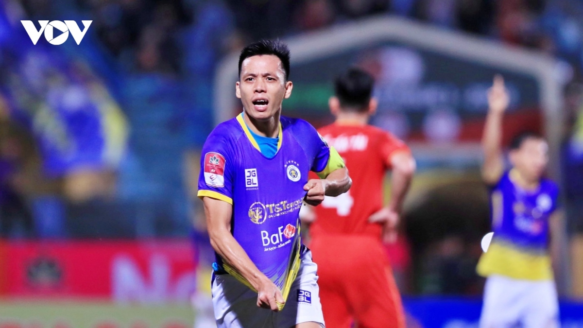 Văn Quyết là một trong những cầu thủ hay nhất V-League 2023. 