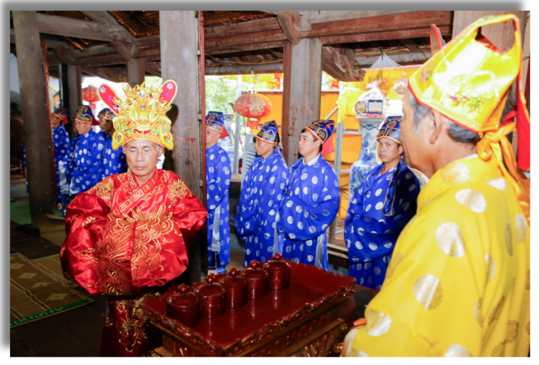 Nghi thức tế nam quan trong lễ hội làng Lựu Phố. 