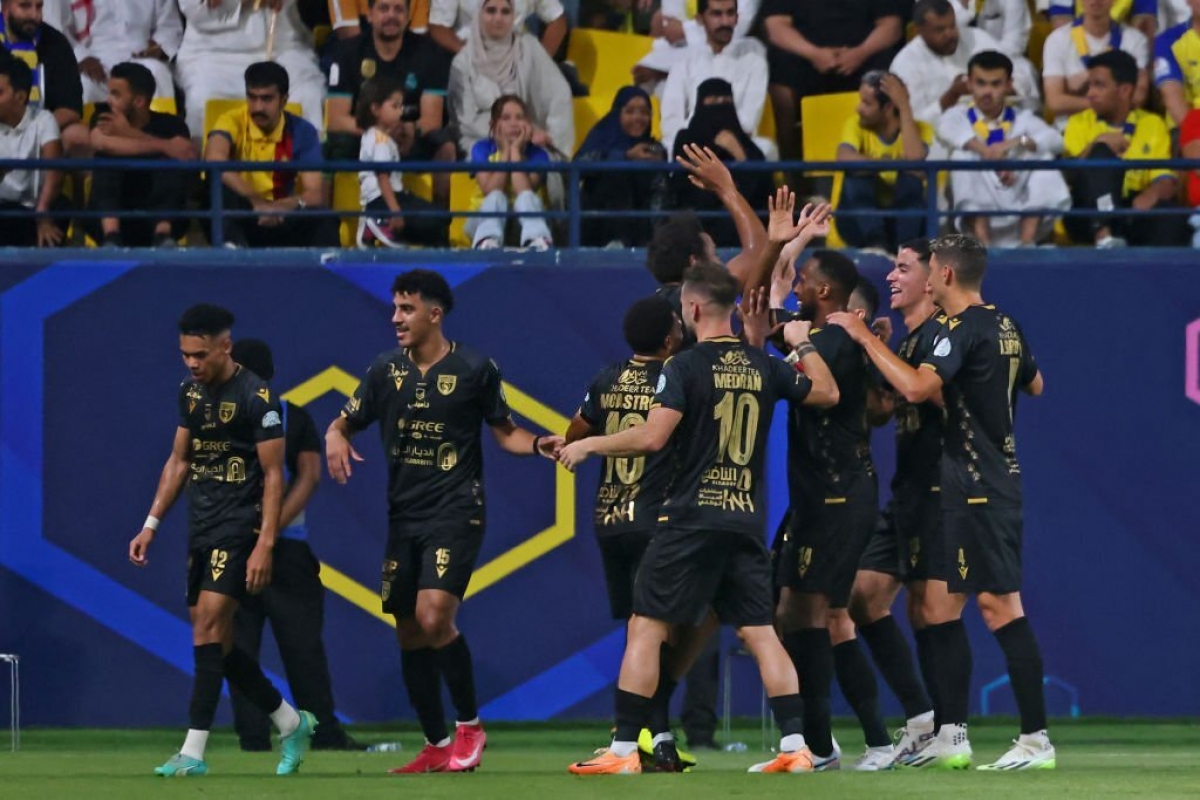 Al Taawon khởi đầu thuận lợi trước Al Nassr 