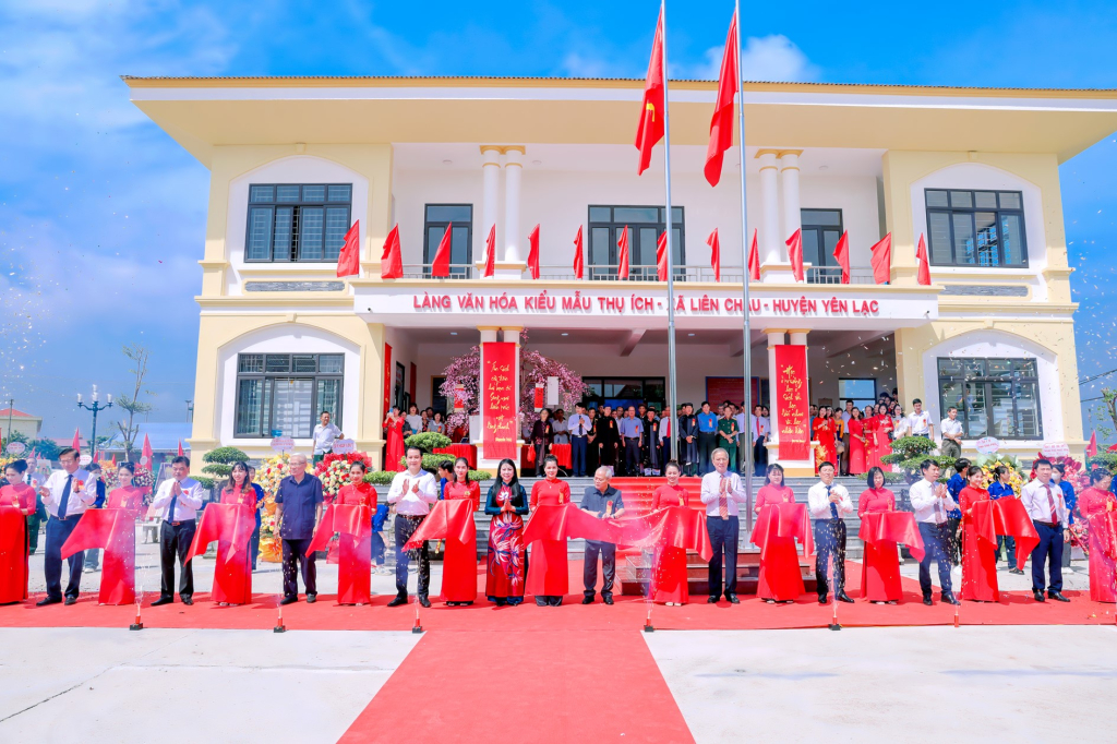 Khánh thành thiết chế văn hóa, thể thao Làng văn hóa kiểu mẫu Thụ Ích, xã Liên Châu, huyện Yên Lạc (Vĩnh Phúc)